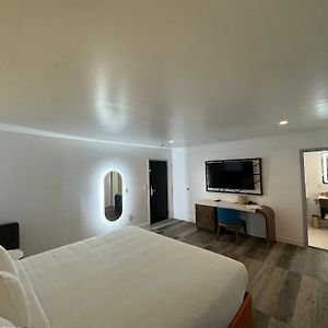 Camera standard con letto king size